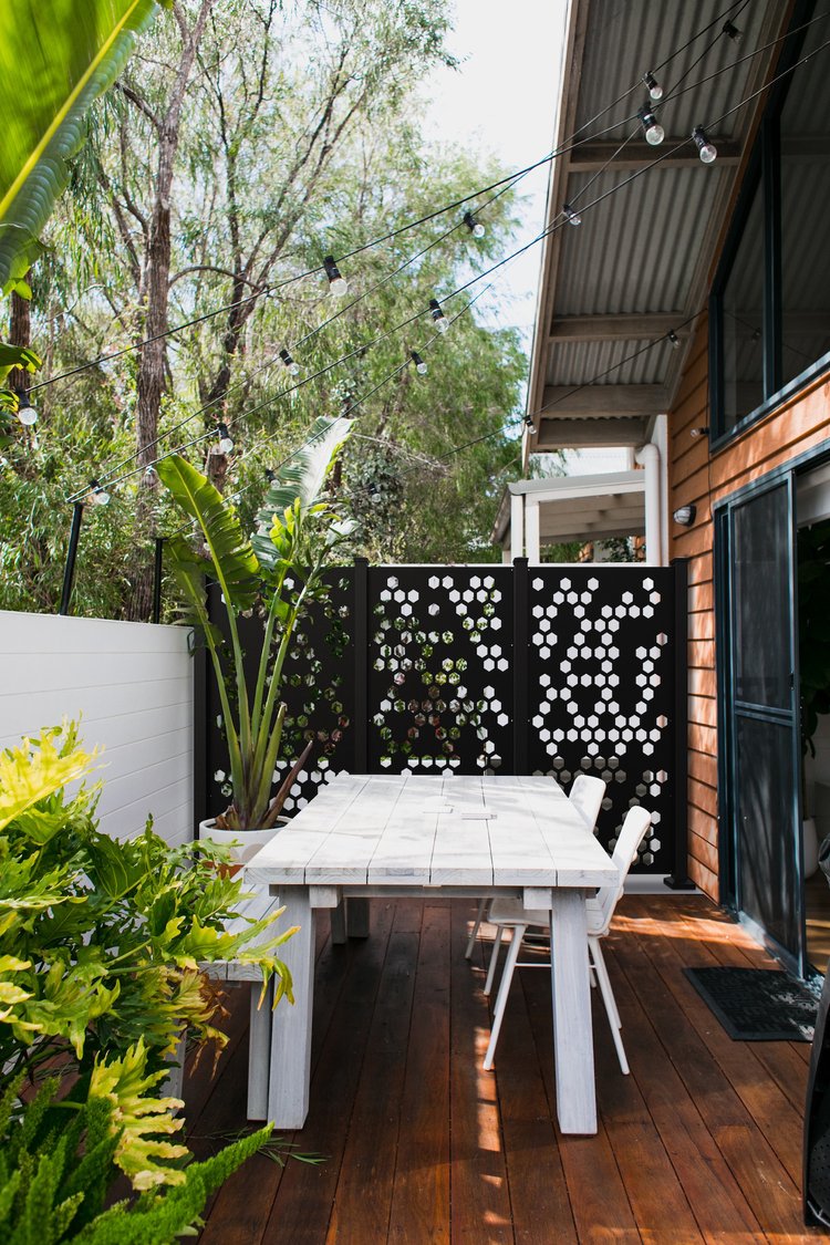 Sunbelly Privacy Screens