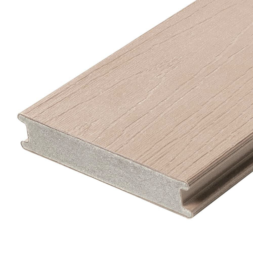 Terrasse en composite à noyau solide TruNorth® à partir de 5,75 $/pi - Québec