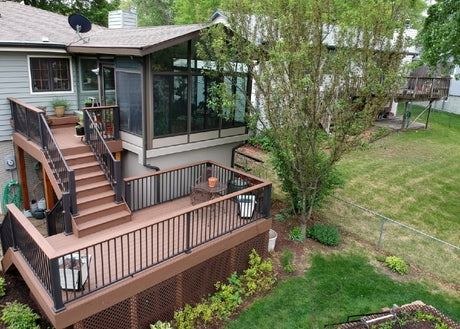 Composite Decking vs Wood Decking: What’s the Difference and Which is Better?