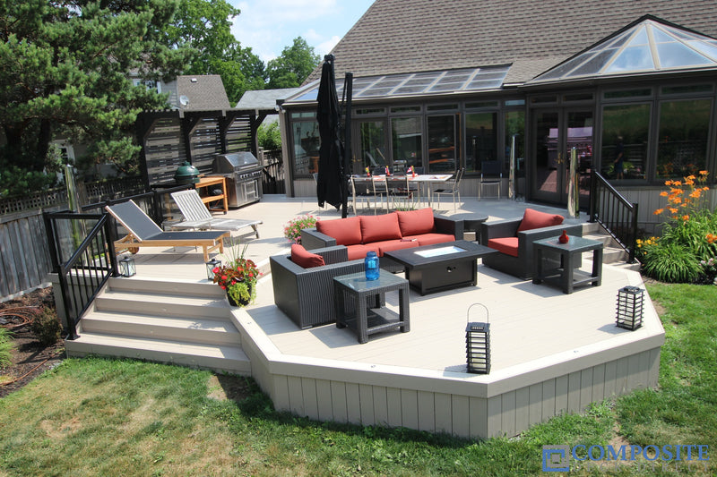 pvc_deck_in_sandstone_light_grey.jpg